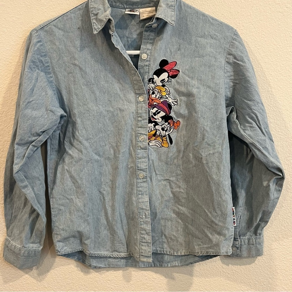 Mickey and Co chambray embroidered Disney Mickey and friends shirt size large 14